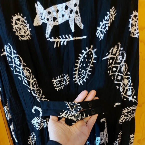 👗 NEW Lindor Dress - Picture 4 of 8